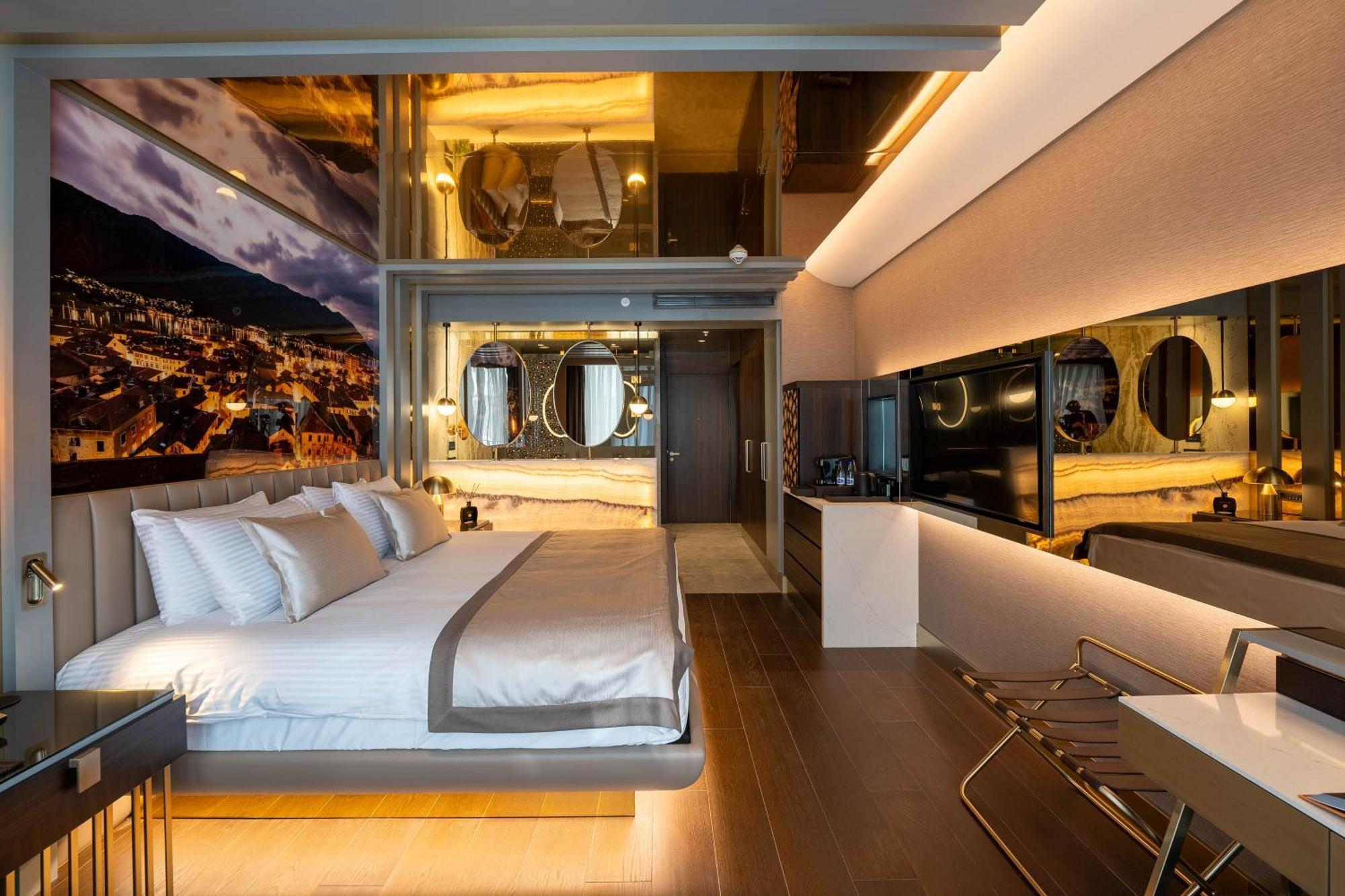 Merit Starlit Hotel & Residences Budua Esterno foto